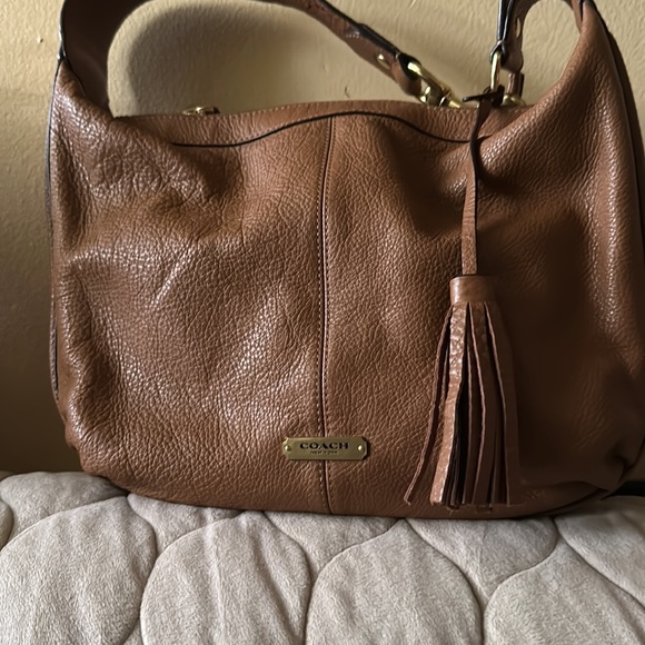 Coach - Picture 3 of 8